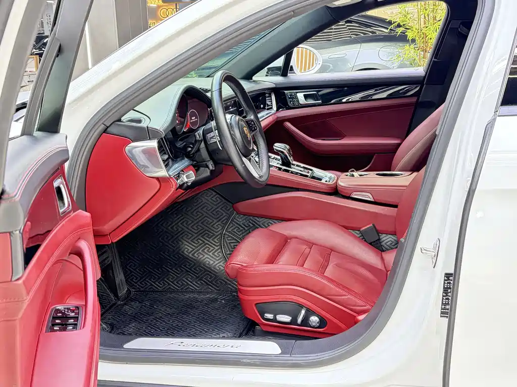 Porsche Panamera — миниатюра 4