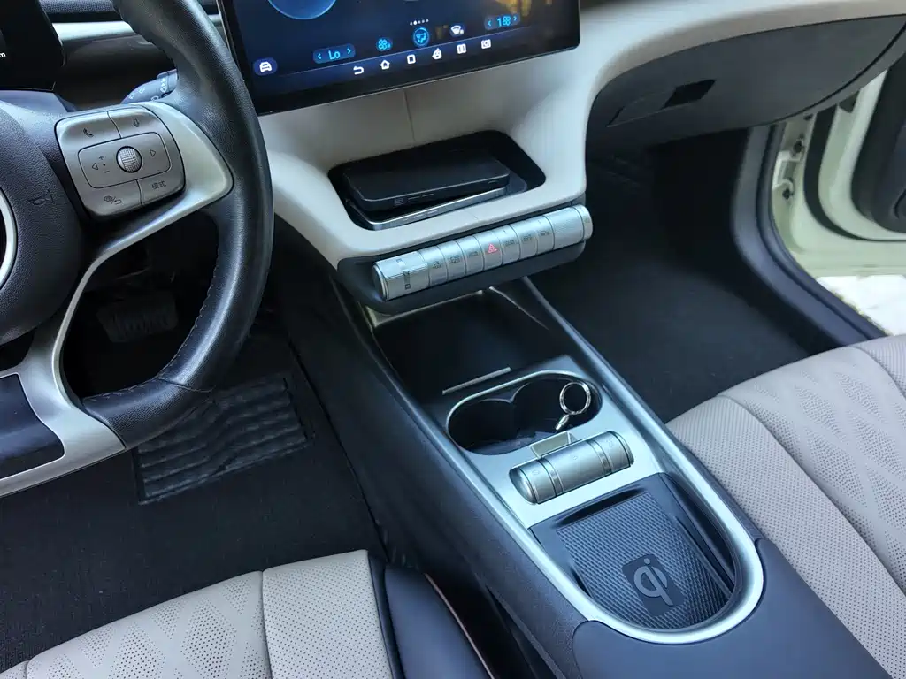 BYD Dolphin — миниатюра 12
