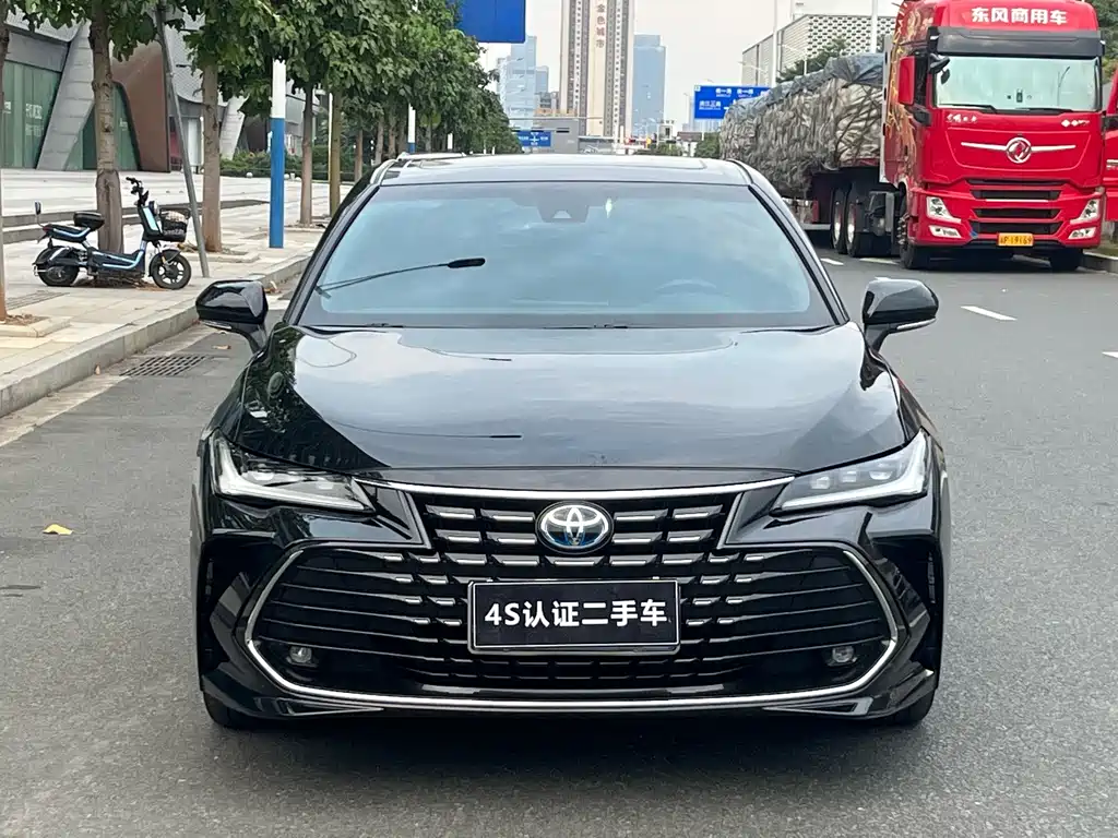 Toyota Avalon — миниатюра 2