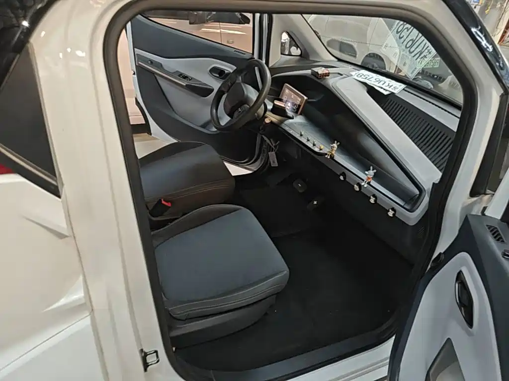 Wuling Nano EV — миниатюра 25