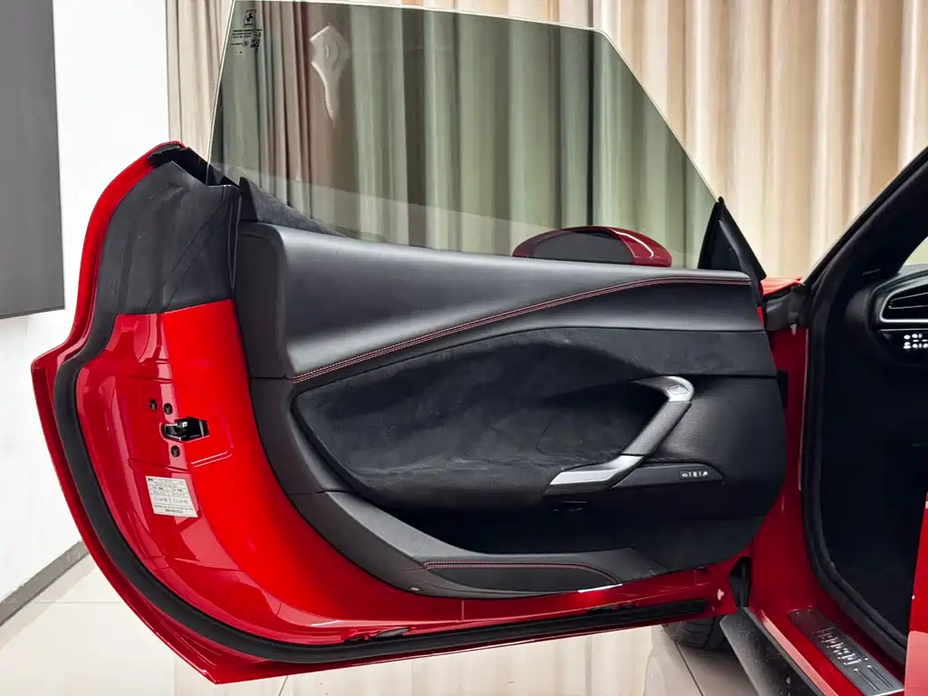 Ferrari 296 — миниатюра 8