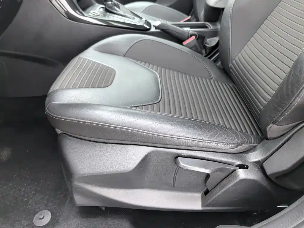 Ford Focus — миниатюра 20