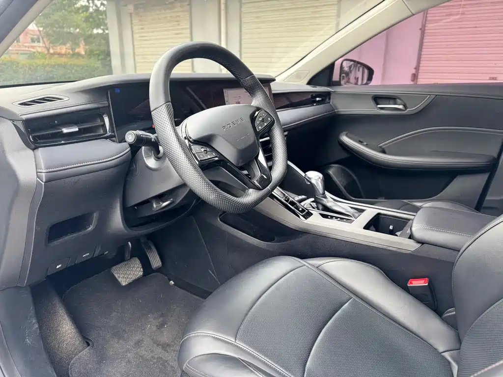 Roewe i5 — миниатюра 5