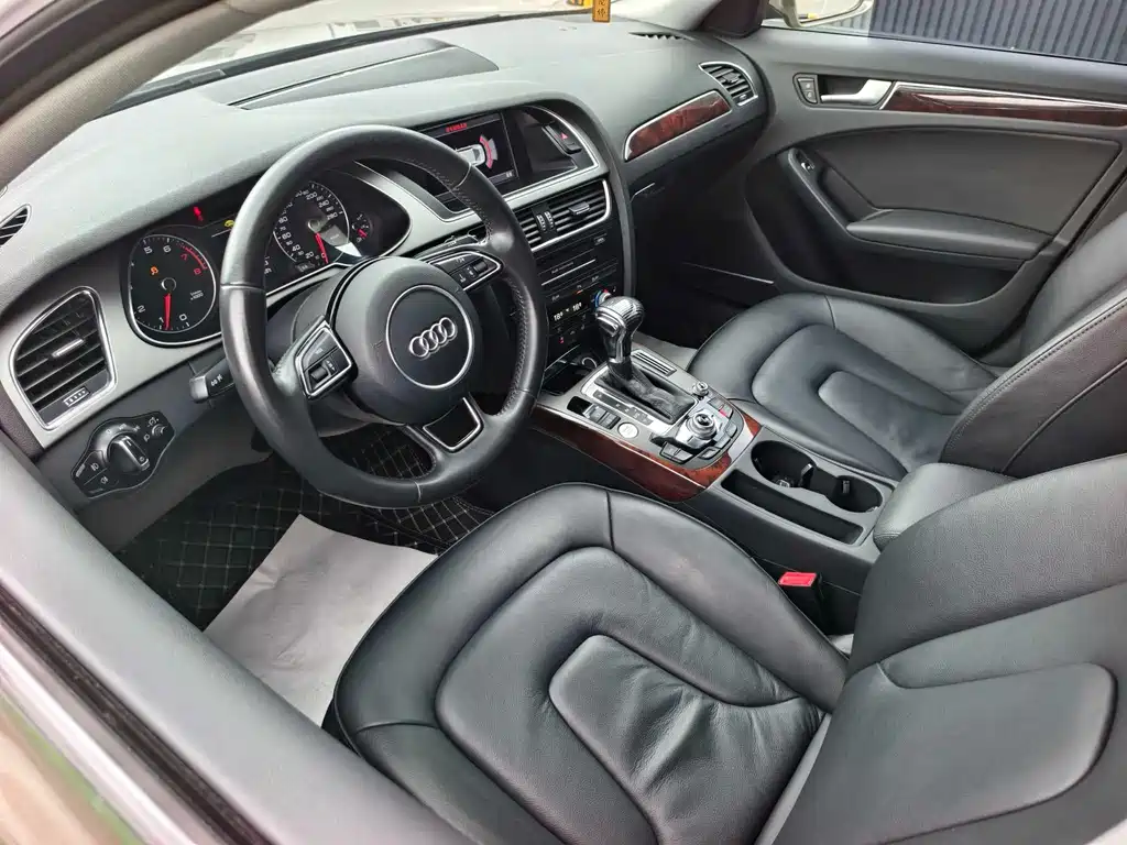 Audi A4L 2013 35 TFSI AT