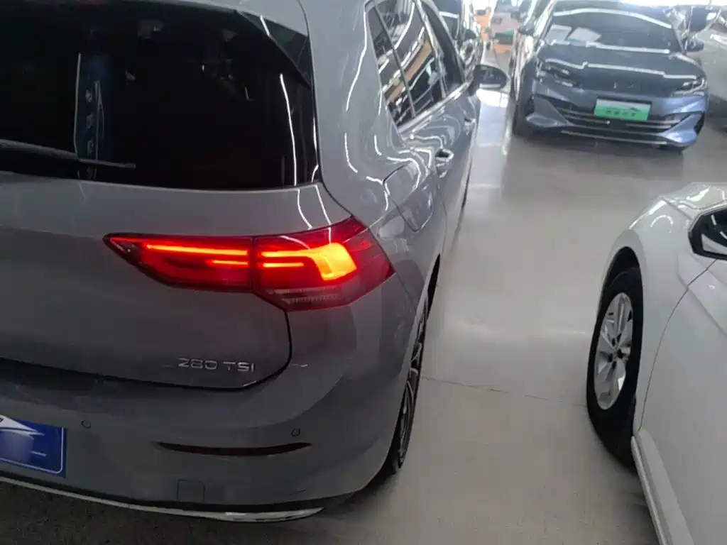 Volkswagen Golf — миниатюра 8