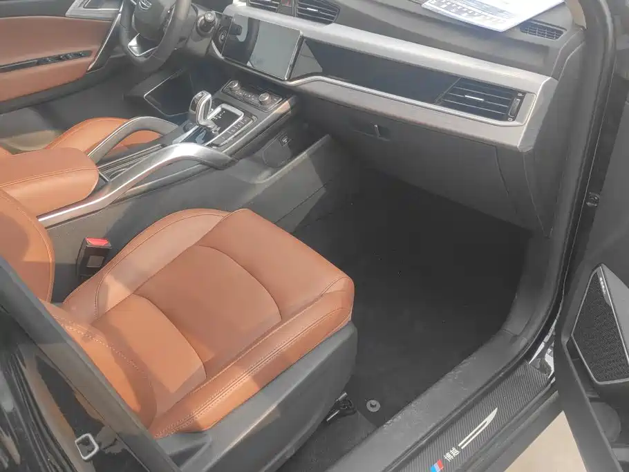 Geely Boyue — миниатюра 8
