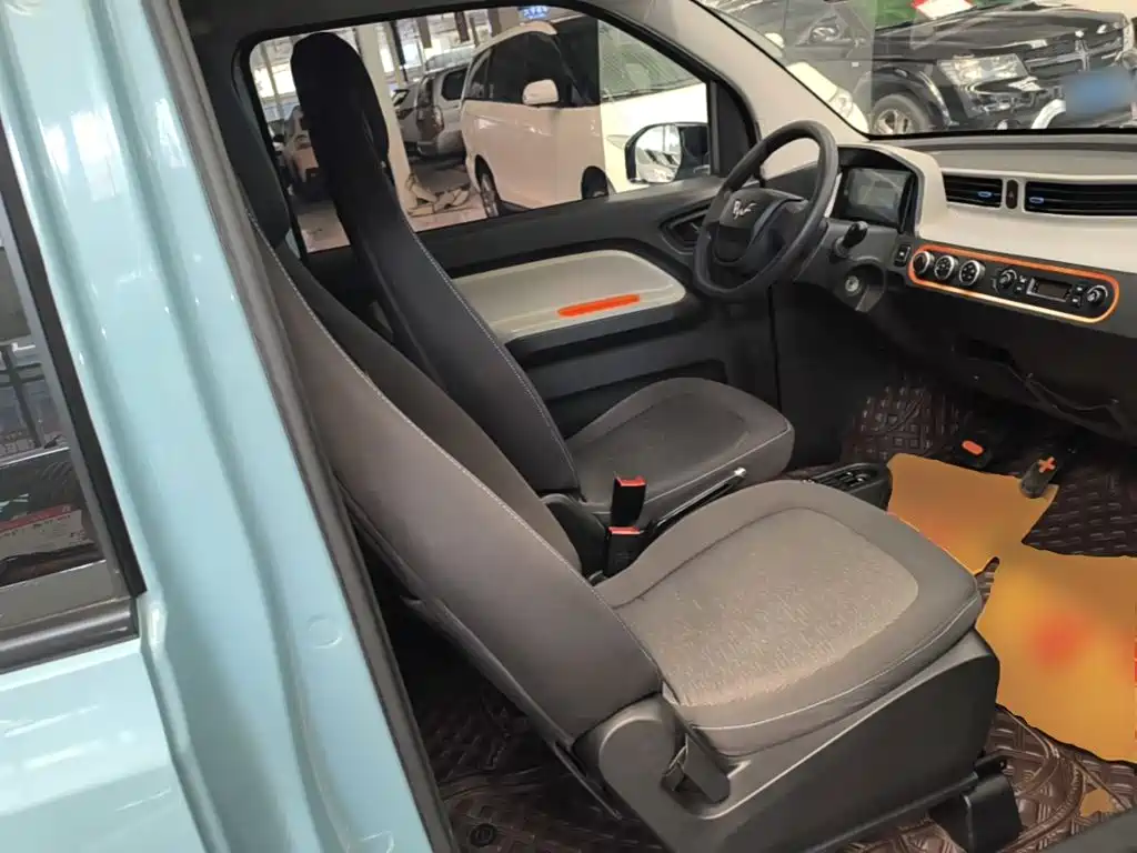 Wuling MINIEV — миниатюра 25