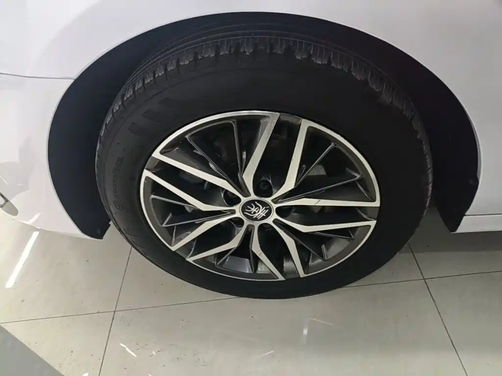 BYD Qin PLUS — миниатюра 23