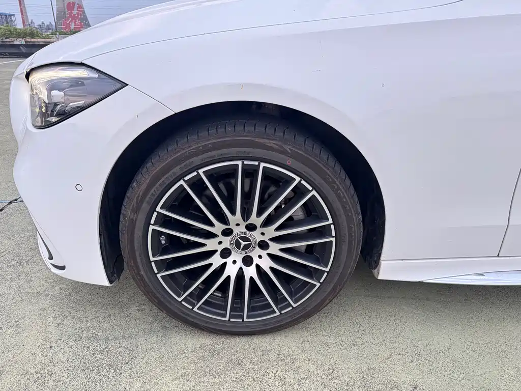 Mercedes-Benz C-Class — миниатюра 3