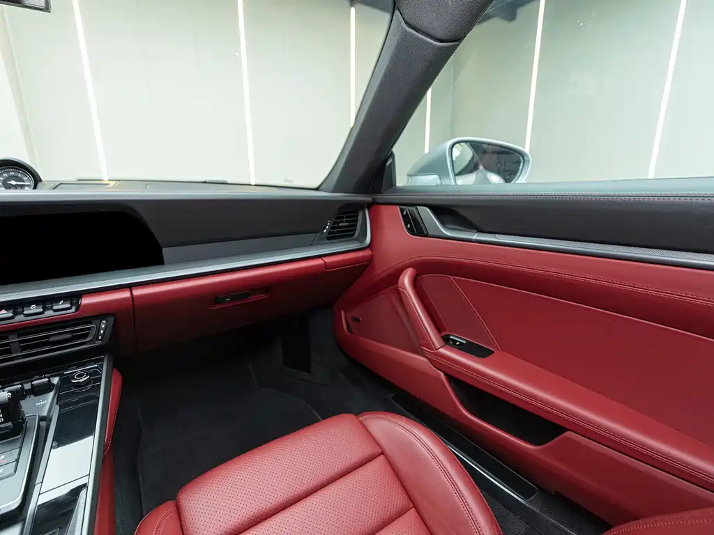 Porsche 911 2020 Carrera 4 3.0T