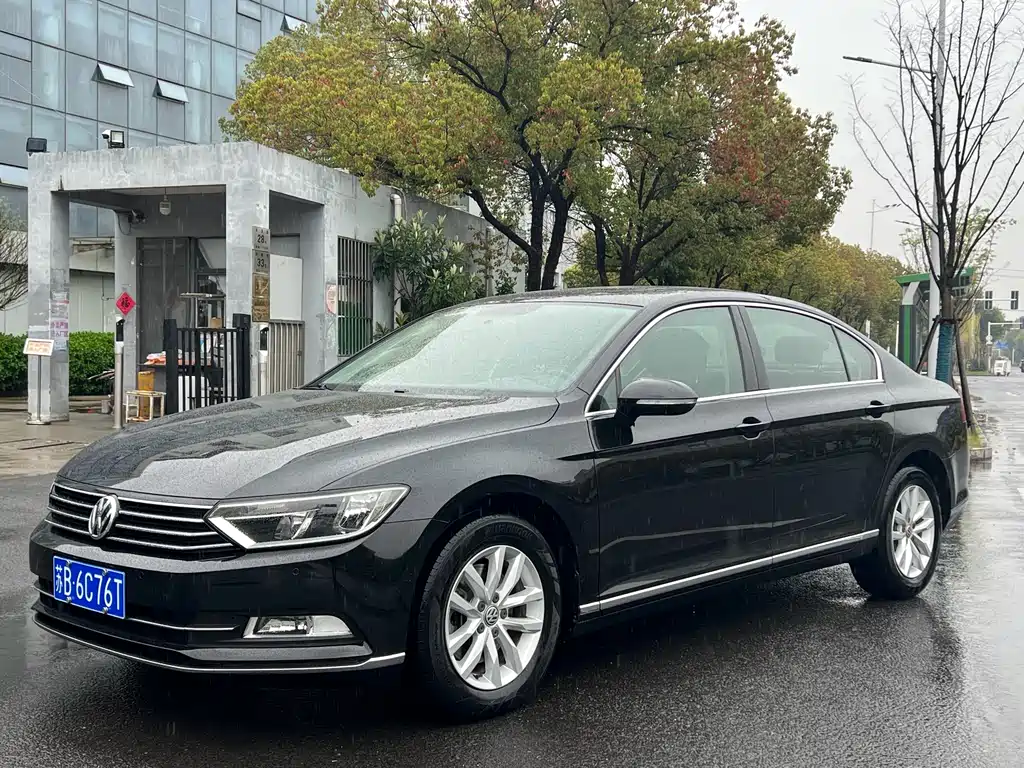 Volkswagen Magotan 2016