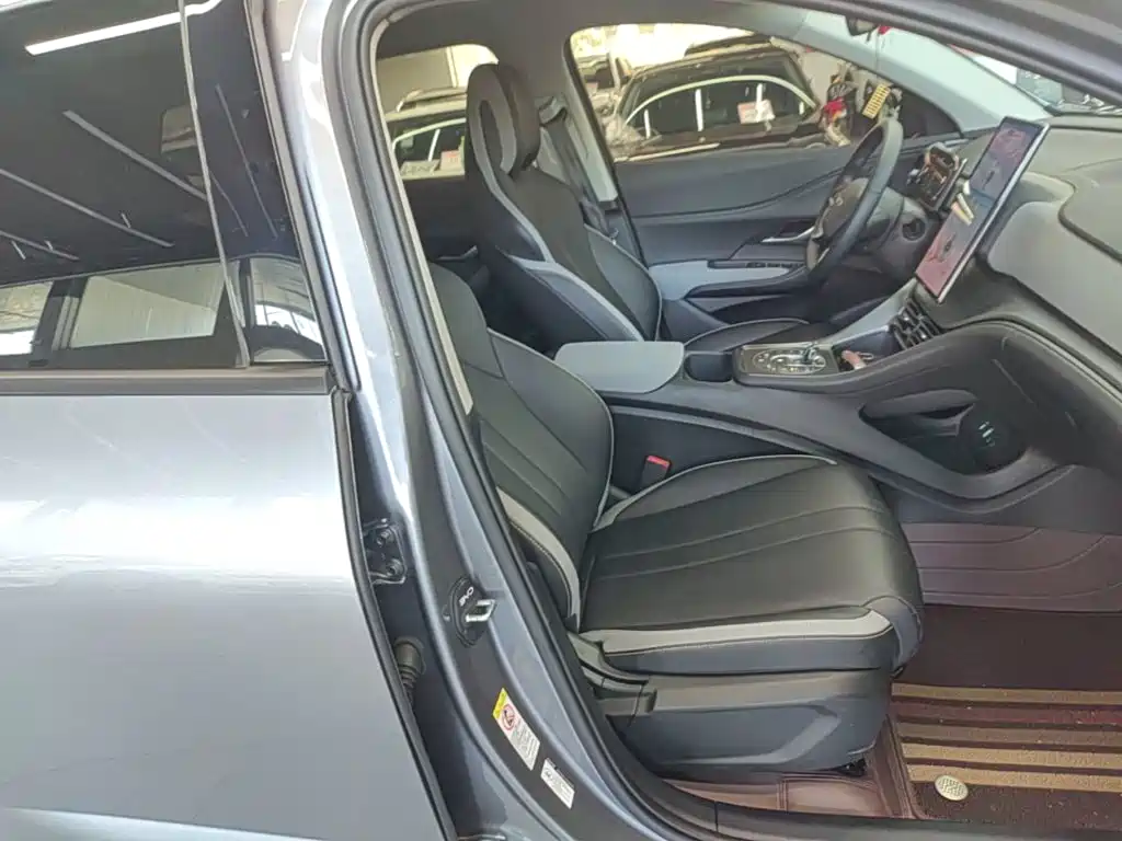 BYD Seal 05 DM-i — миниатюра 25