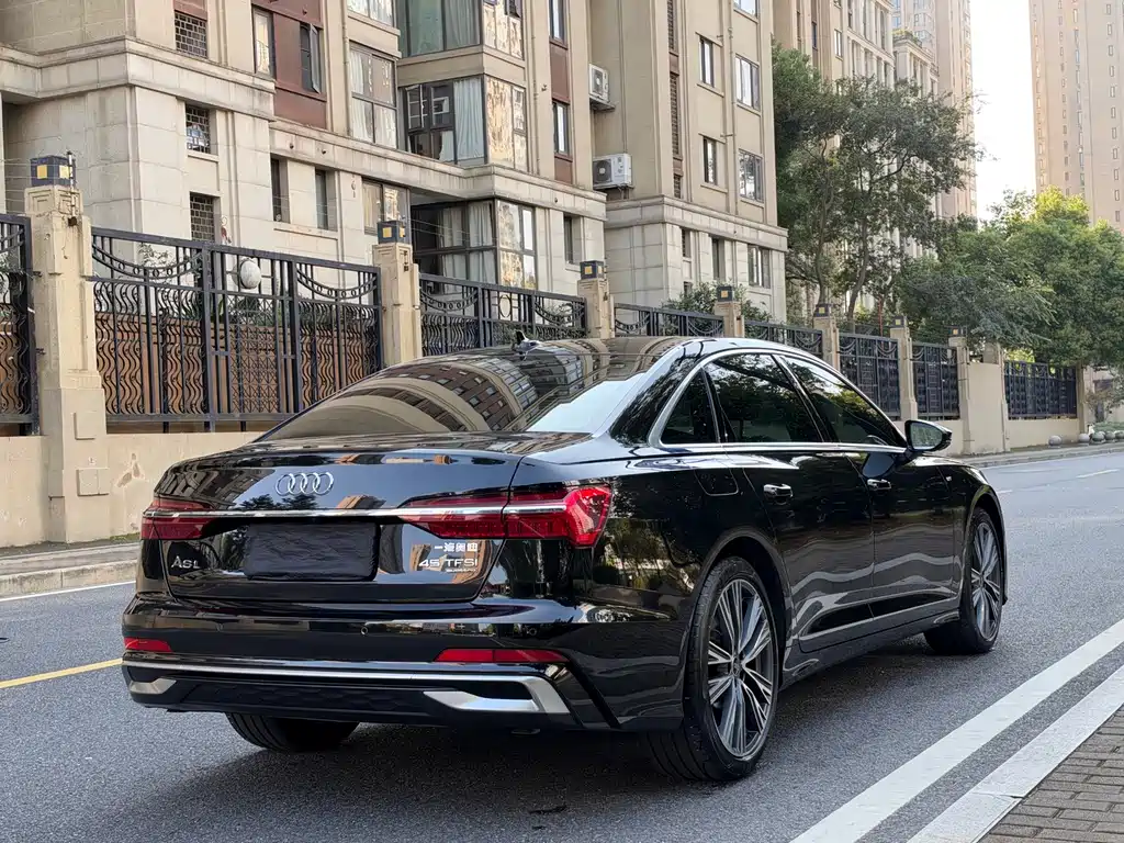 Audi A6L — миниатюра 4