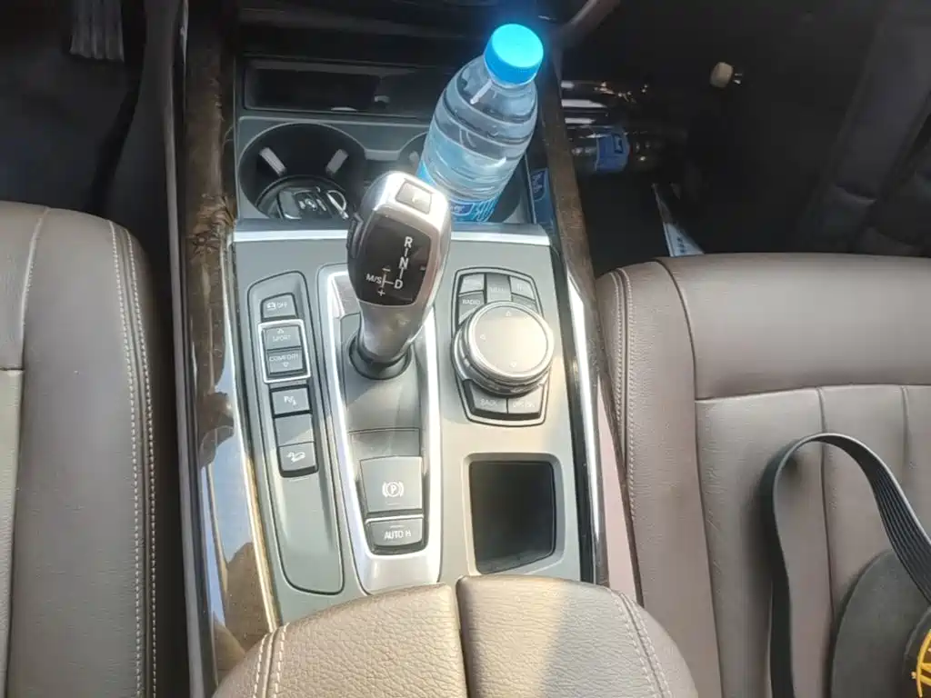 BMW X5 (Import) — миниатюра 14