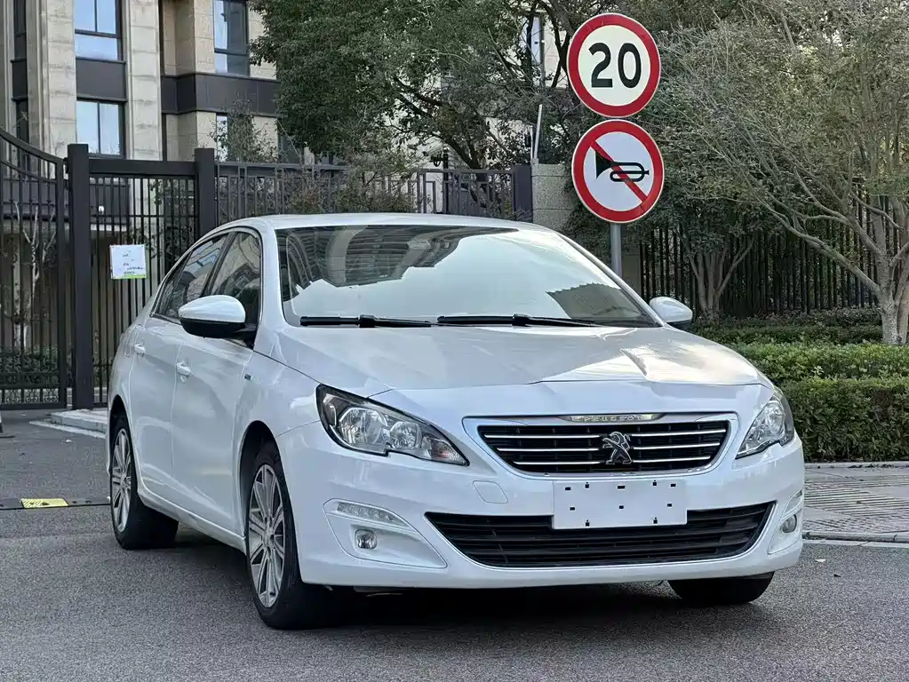 Peugeot 408 — миниатюра 2