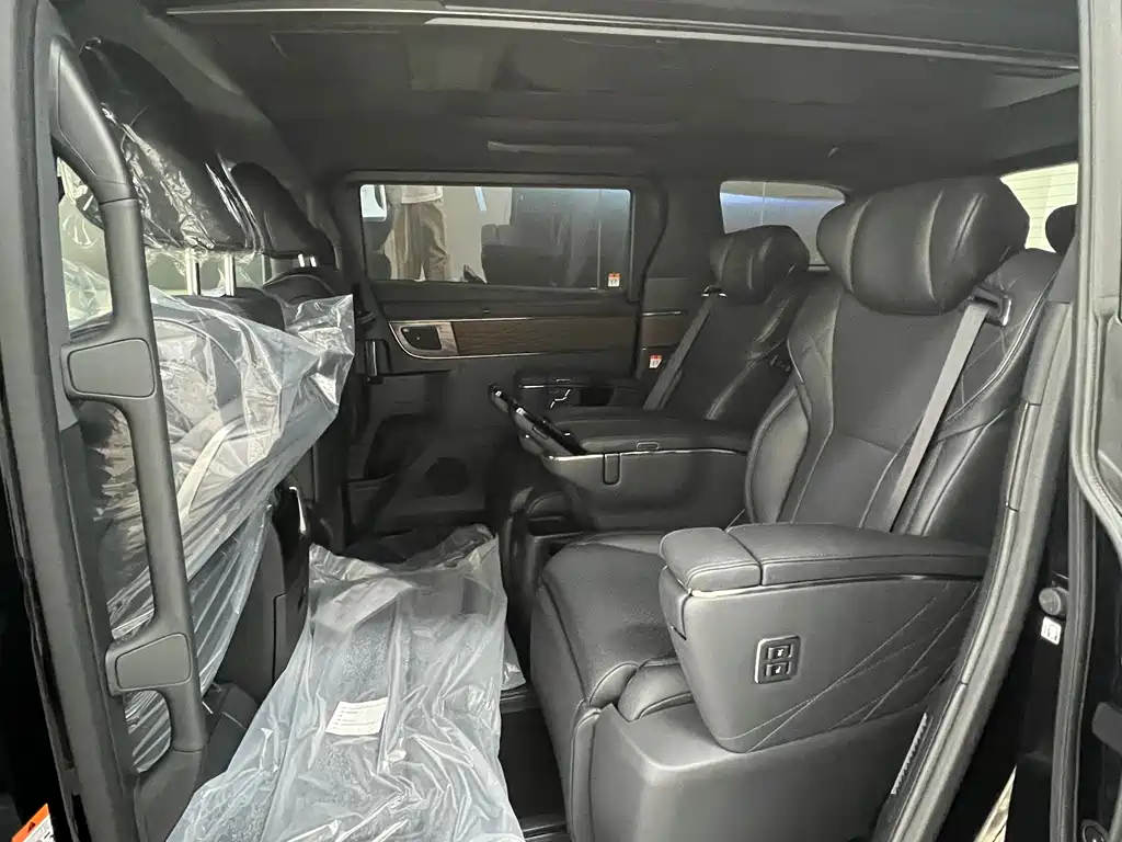 Toyota Alphard 2024 2.5L Premium