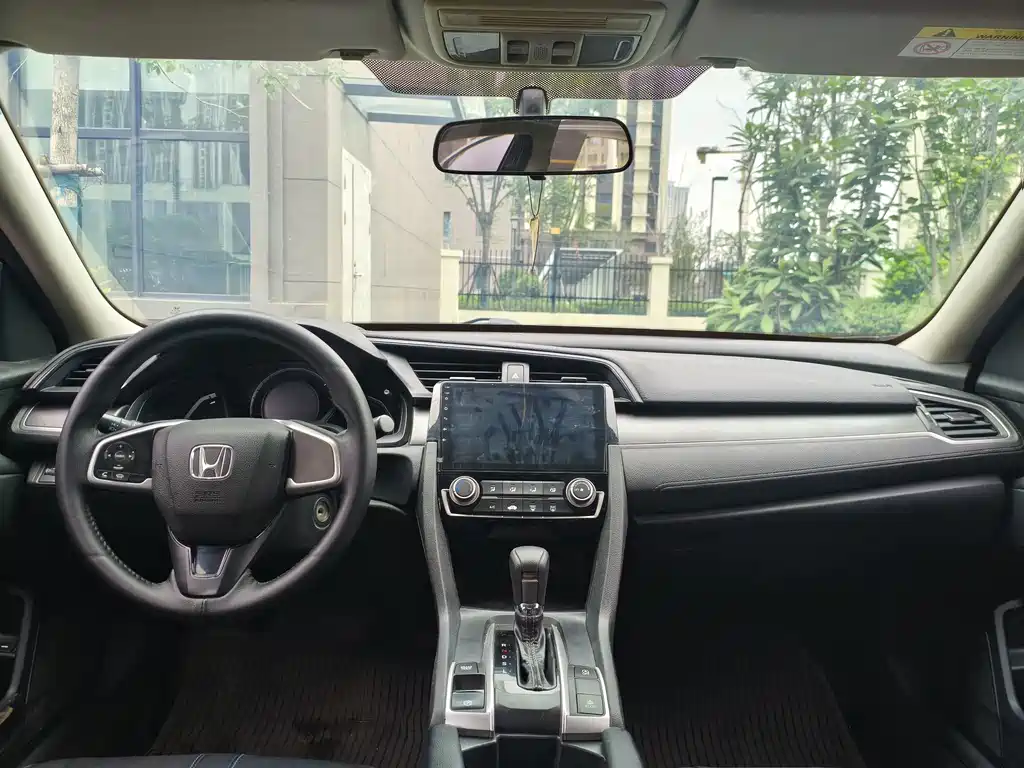 Honda Civic — миниатюра 6