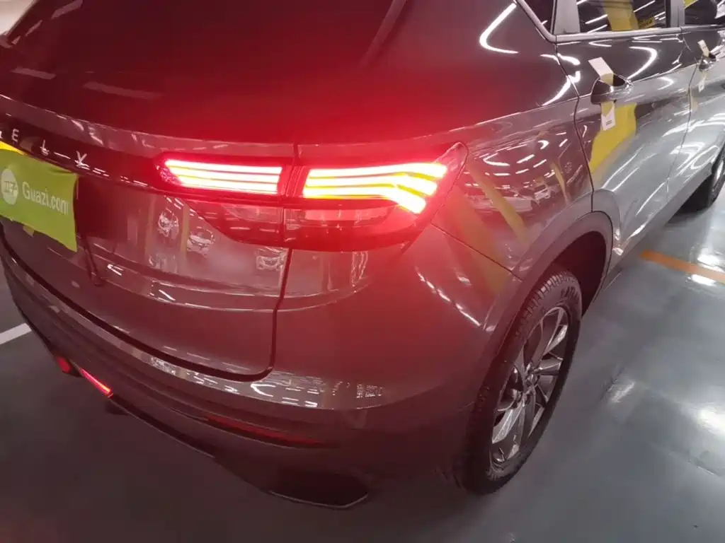 Geely Binyue — миниатюра 8