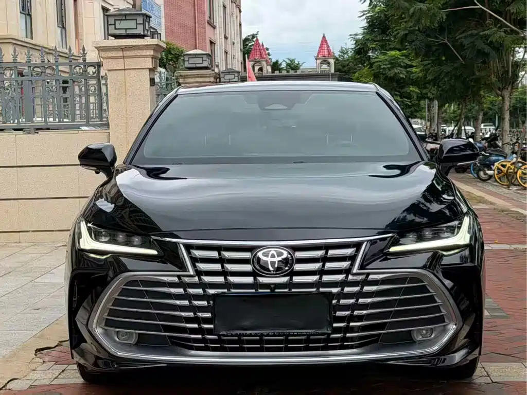 Toyota Avalon — миниатюра 2
