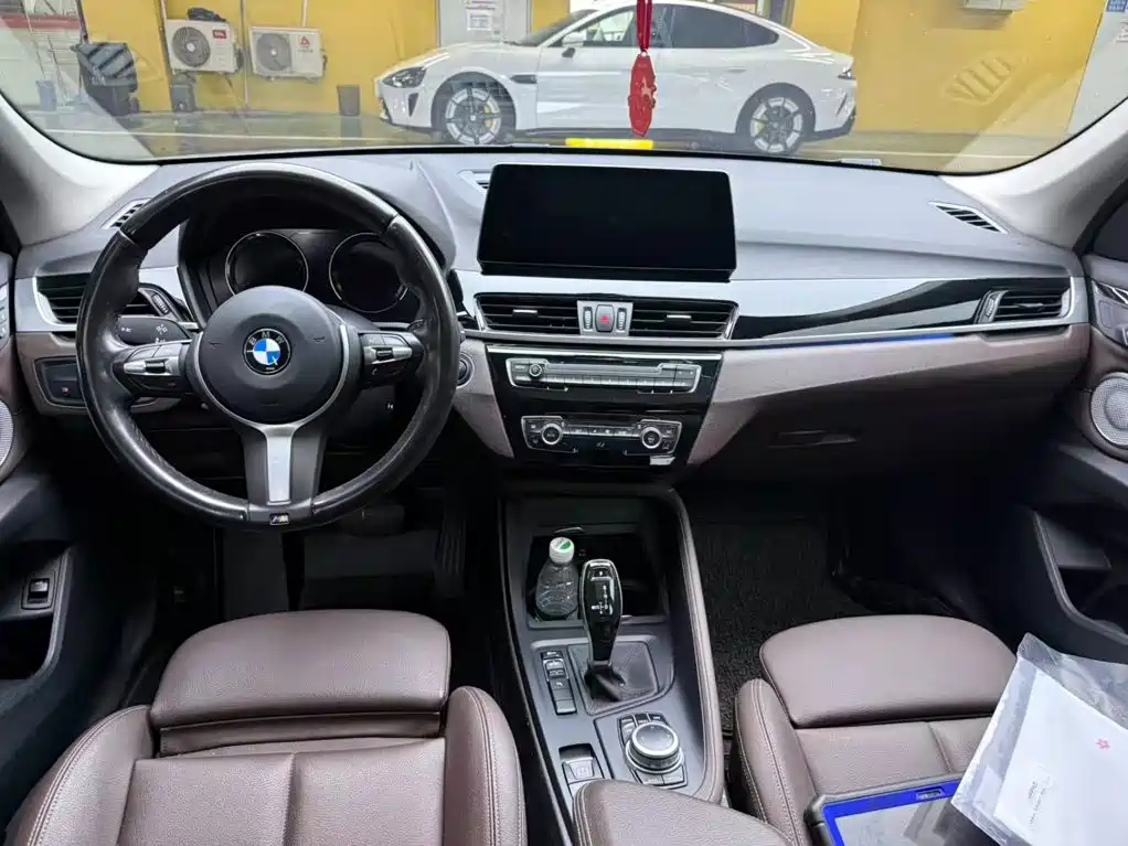BMW X1 — миниатюра 10
