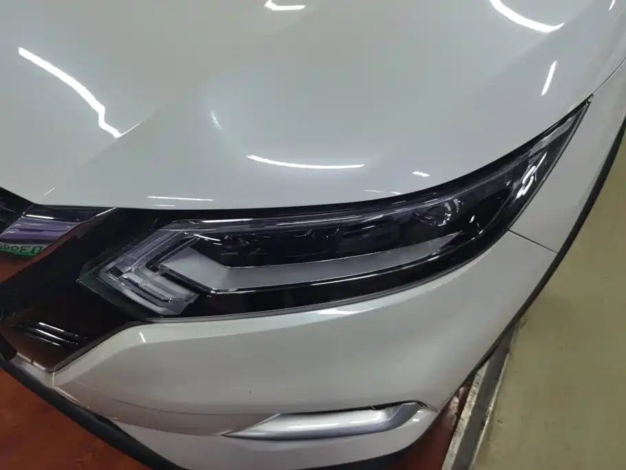 Nissan Qashqai — миниатюра 5