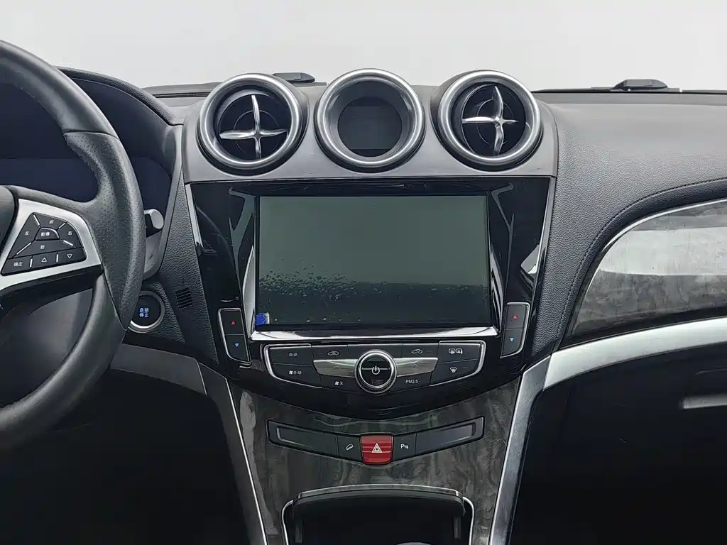 BYD Tang New Energy — миниатюра 12