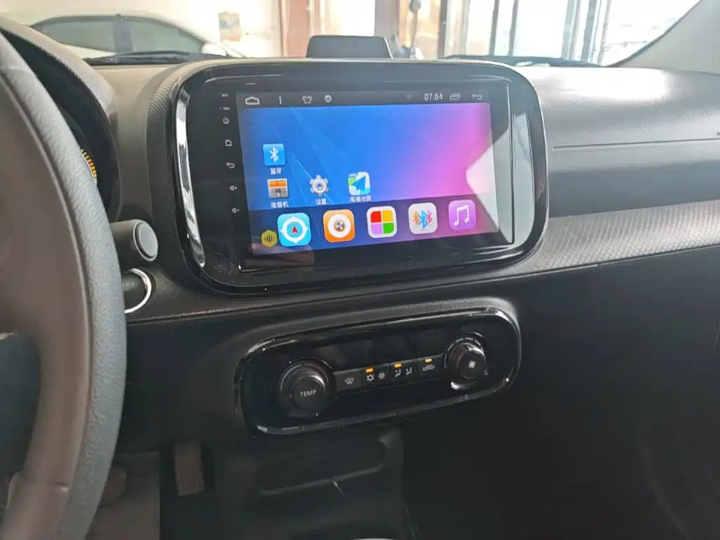 Roewe Clever — миниатюра 13