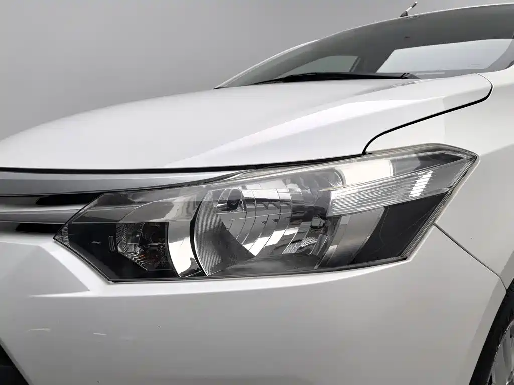 Toyota Vios — миниатюра 7