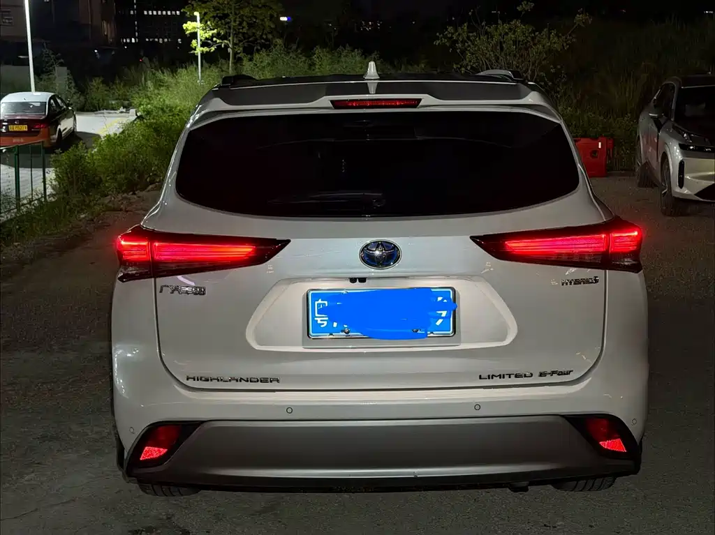 Toyota Highlander — миниатюра 5