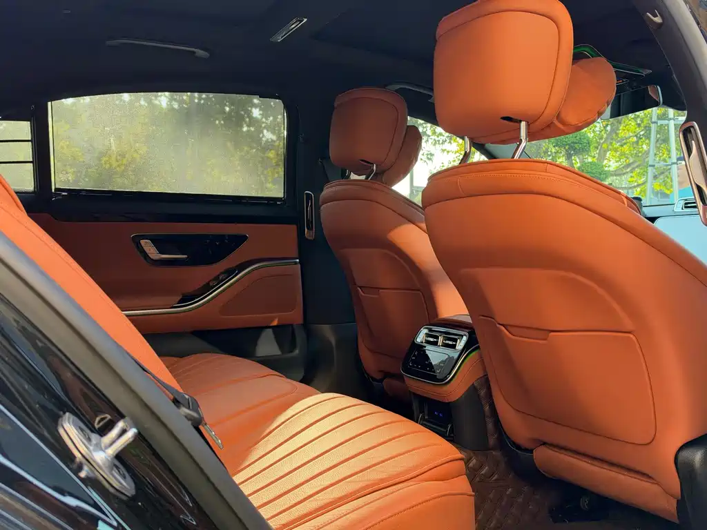 Mercedes-Benz S-Class — миниатюра 6