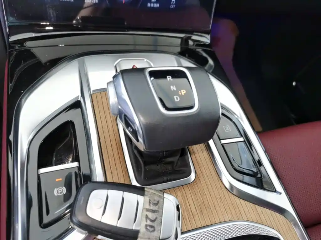 Hongqi Hongqi E-HS9 — миниатюра 14