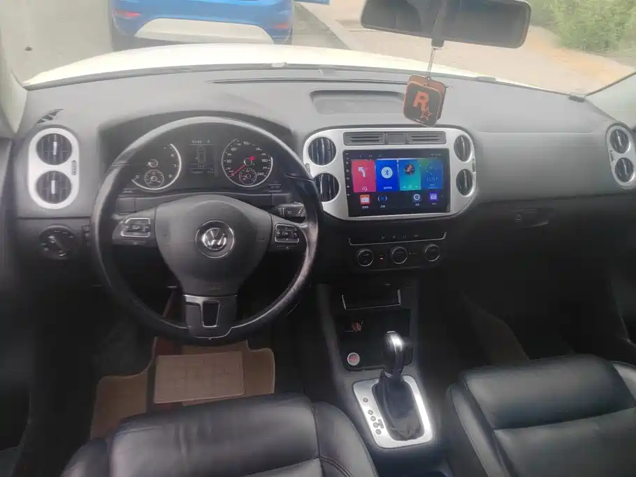 Volkswagen Tiguan — миниатюра 12