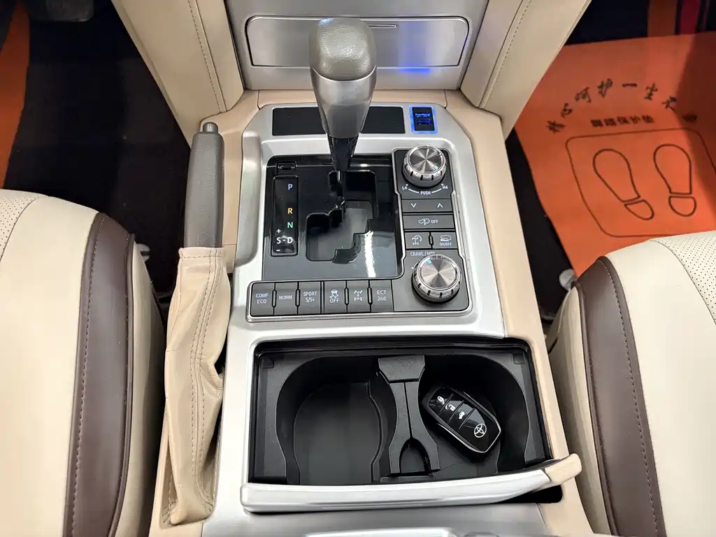 Toyota Land Cruiser — миниатюра 14