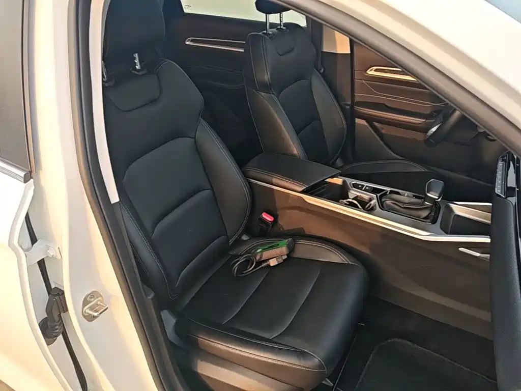 Geely Emgrand — миниатюра 25