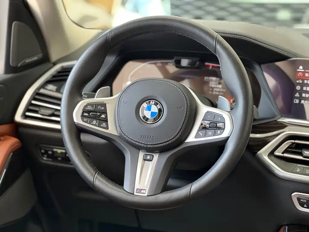 BMW X5 (Import) — миниатюра 7