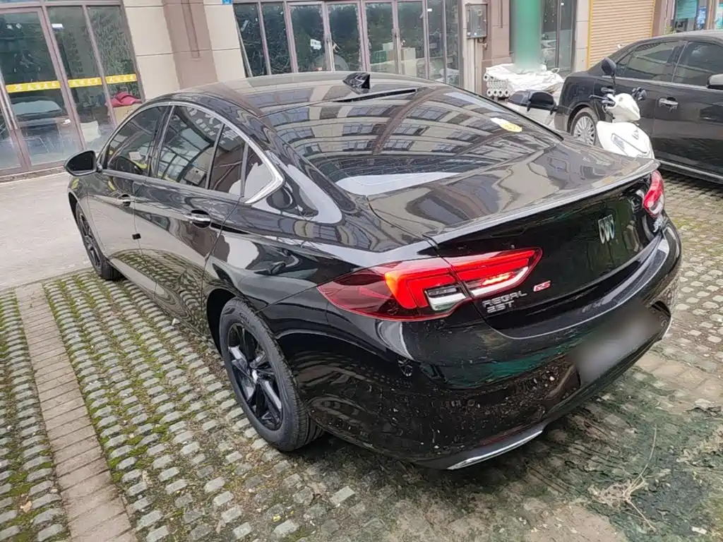 Buick Regal — миниатюра 5