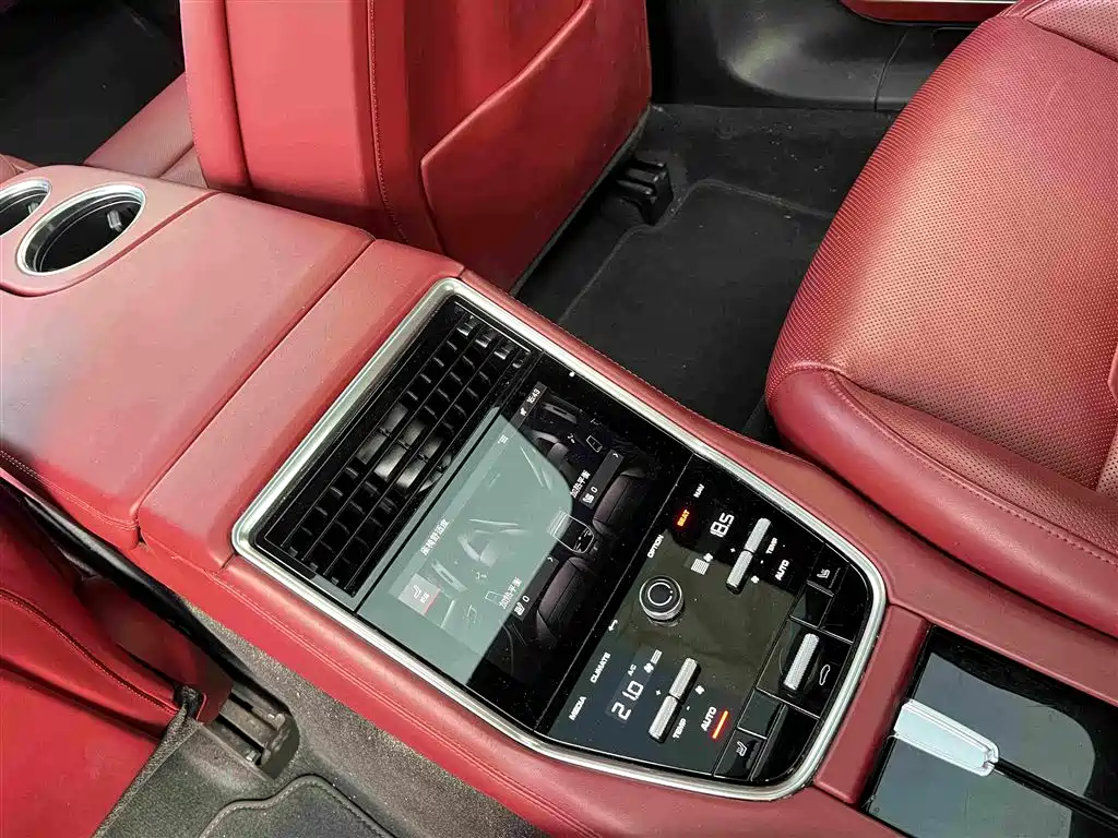 Porsche Panamera — миниатюра 6