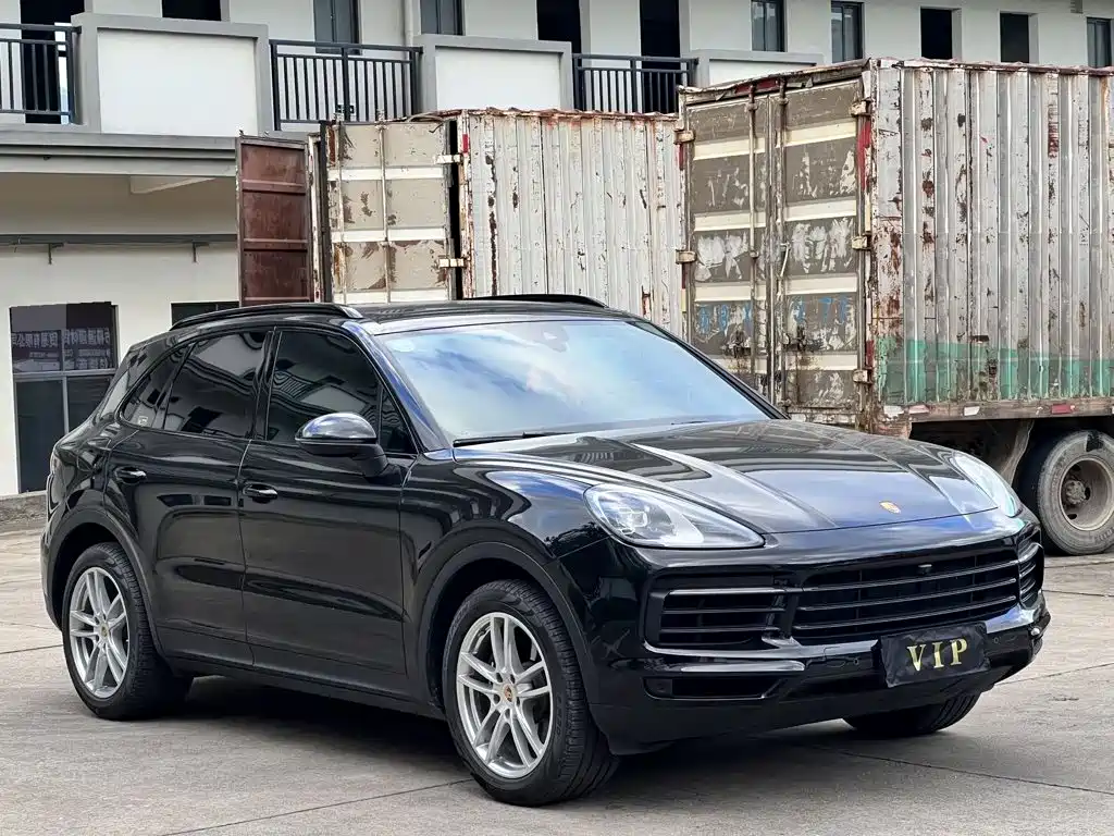 Porsche Cayenne — миниатюра 3