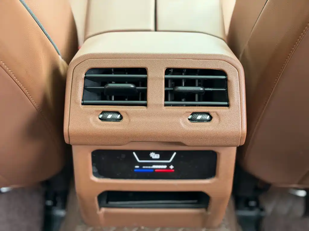 BMW i5 — миниатюра 15