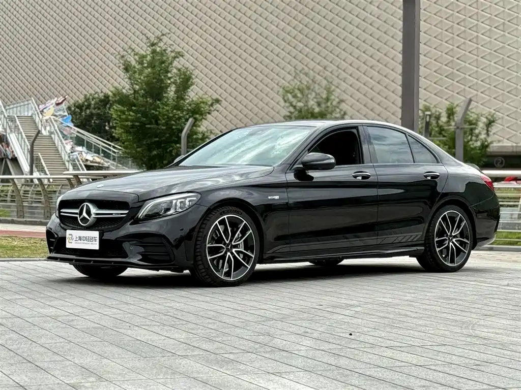 Купить Mercedes-Benz C-Class AMG