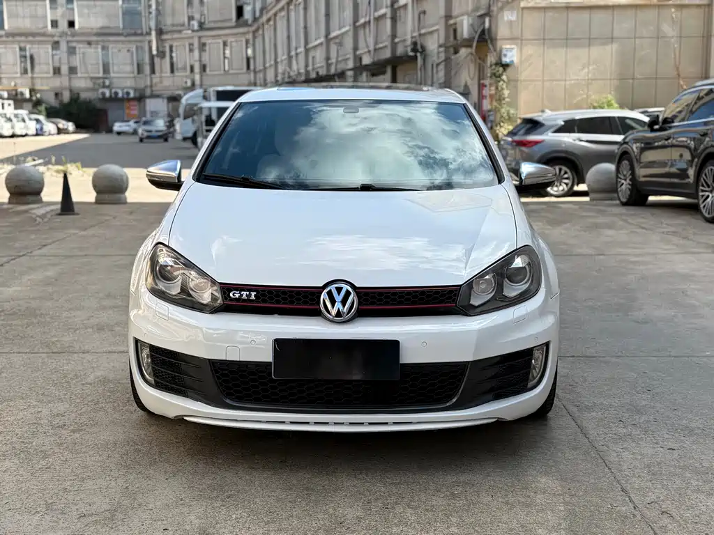 Volkswagen Golf GTI — миниатюра 2