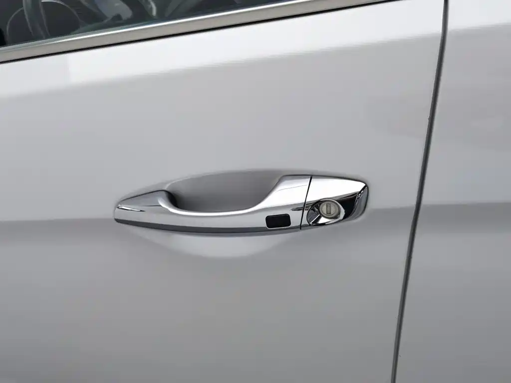 Hyundai Santa Fe — миниатюра 18