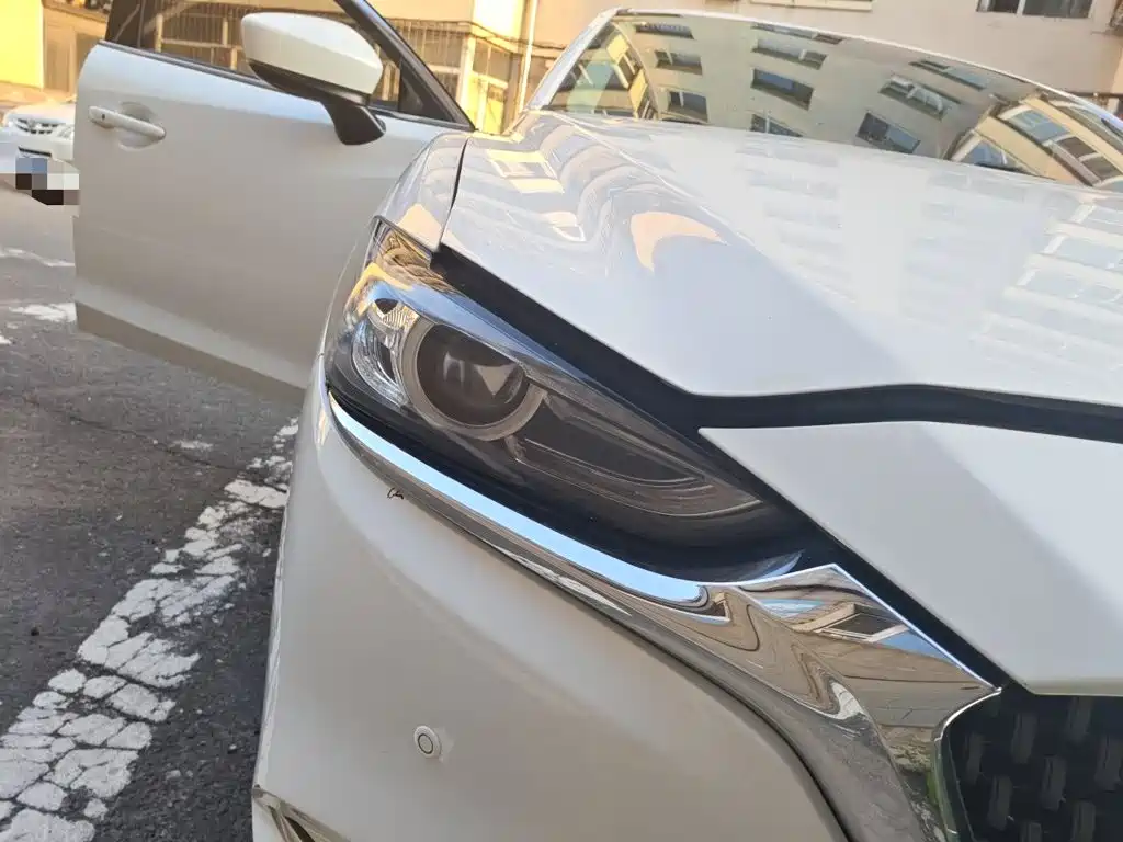Mazda Atenza — миниатюра 7
