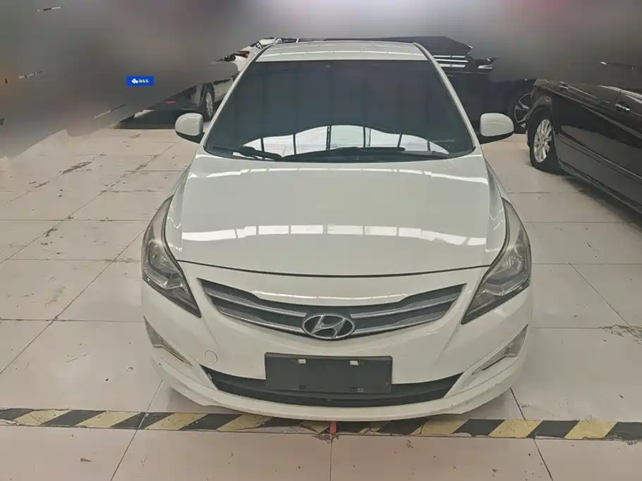 Hyundai Verna — миниатюра 2