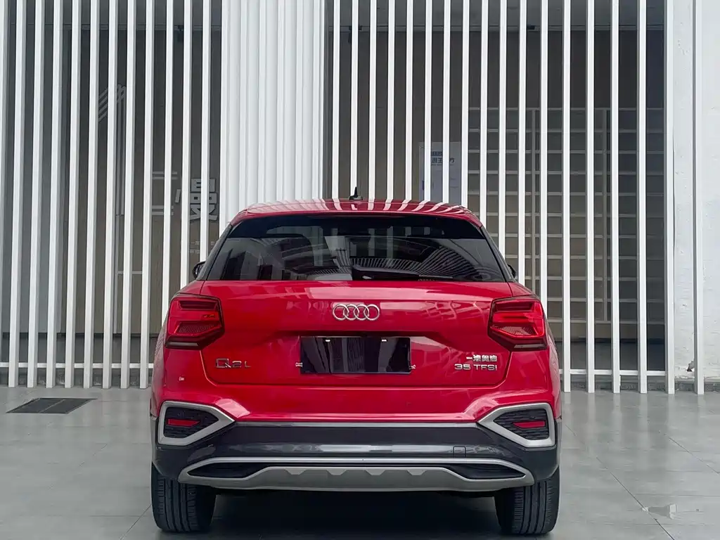Audi Q2L — миниатюра 3