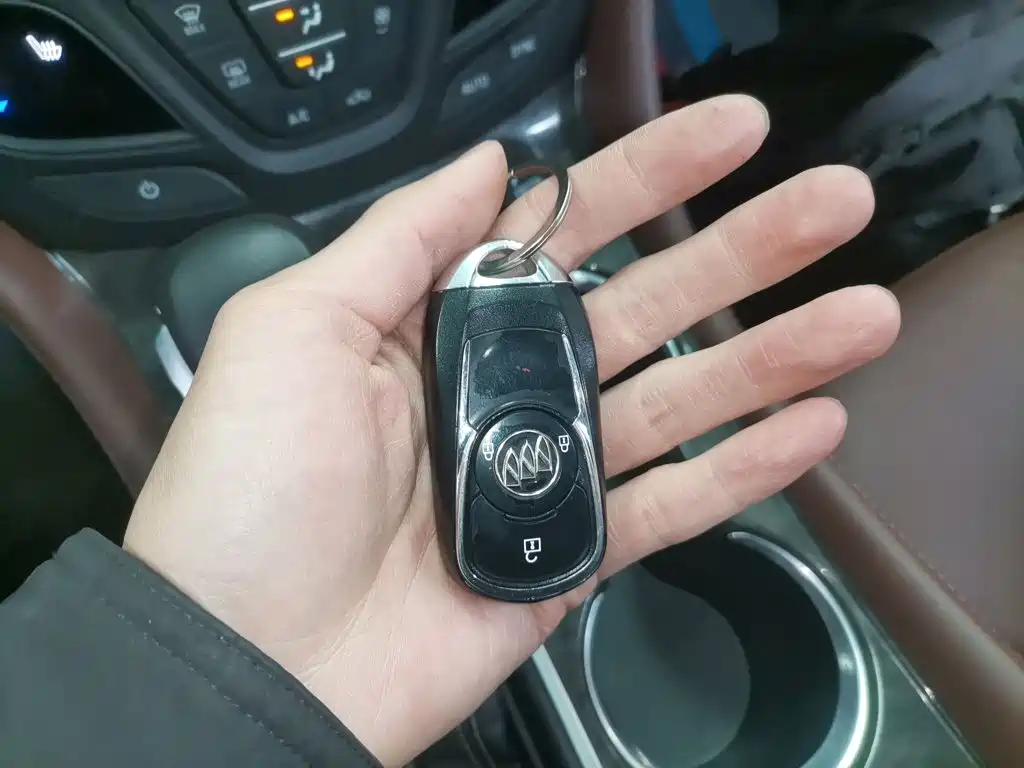 Buick Envision Plus — миниатюра 9