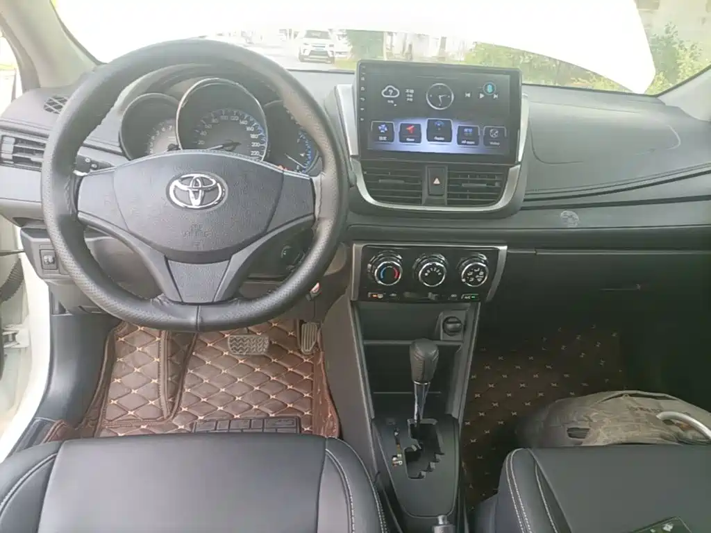 Toyota Vios FS — миниатюра 13