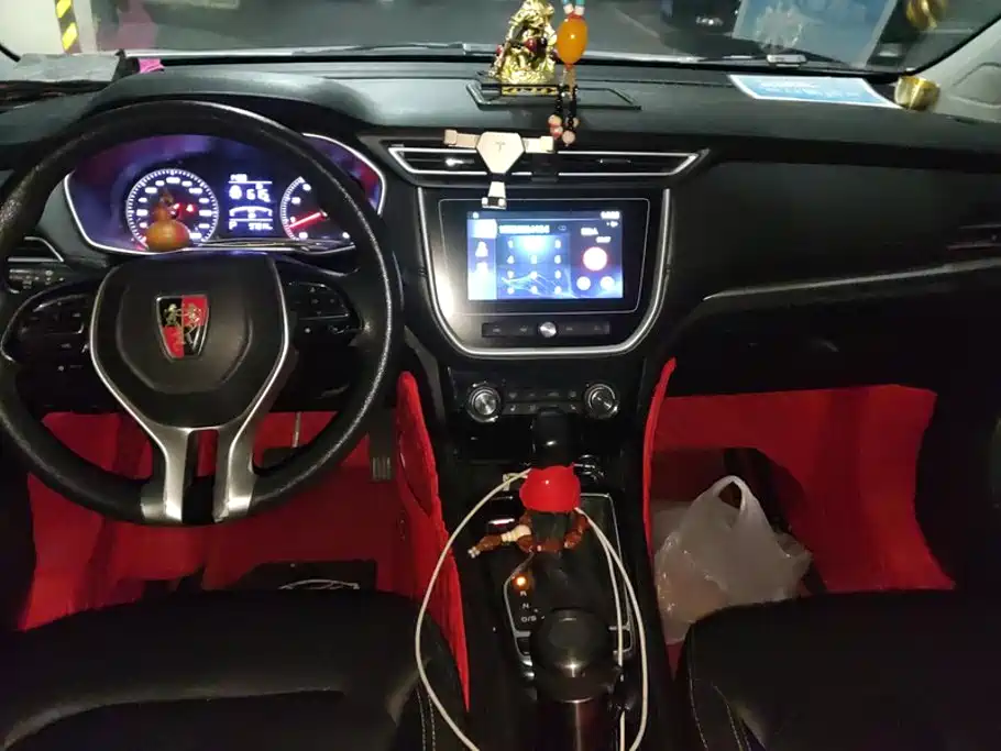 Roewe RX3 — миниатюра 12