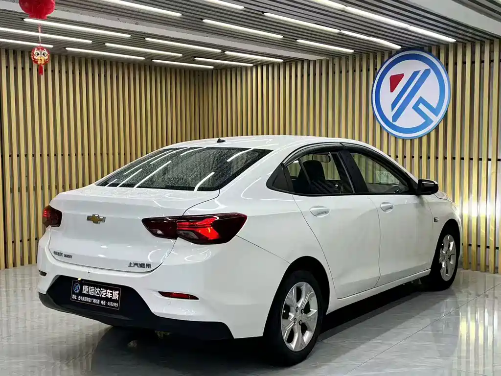 Chevrolet Cavalier — миниатюра 7