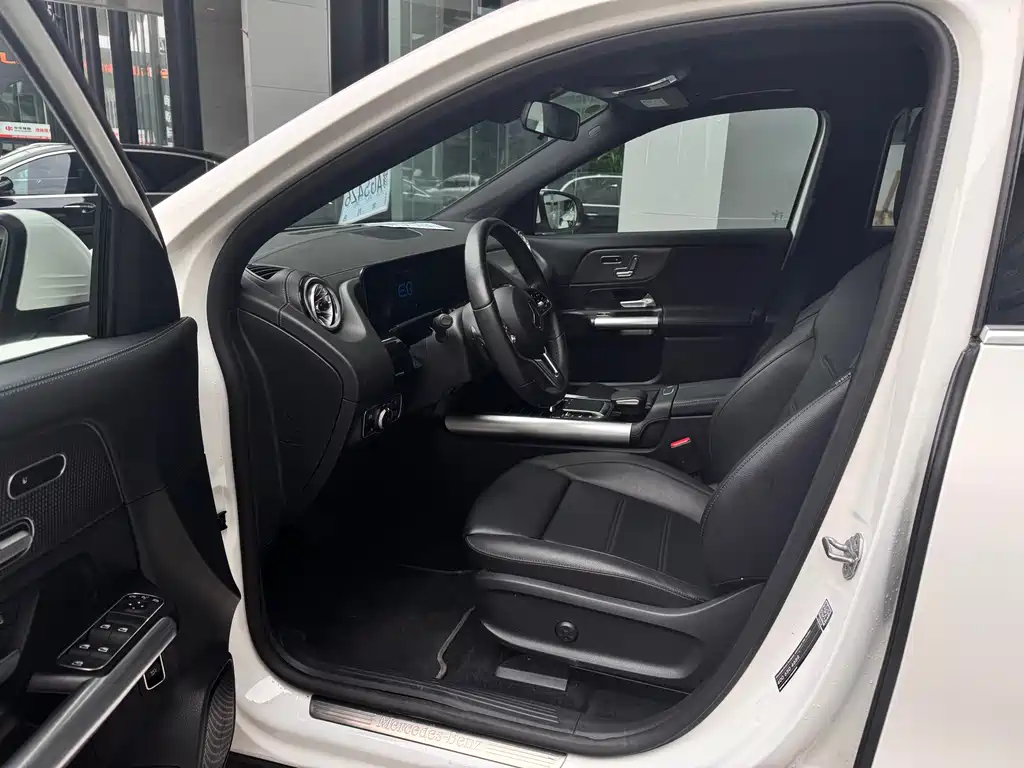 Mercedes-Benz EQA — миниатюра 7